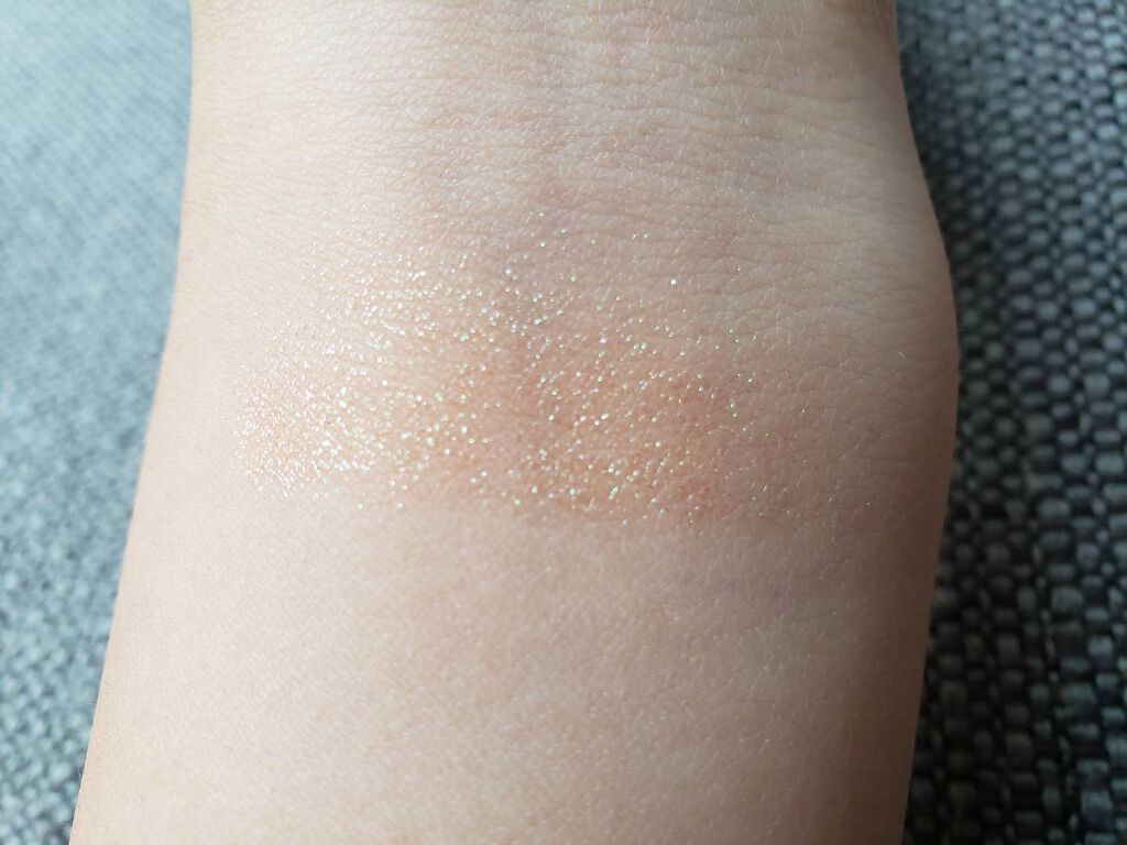 UR GLAM　POWDER EYESHADOW/U R GLAM/単色アイシャドウを使ったクチコミ（3枚目）