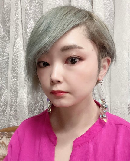 シークレットヴェール ハイドレーティング ラディアントプライマー/DOLCE&GABBANA BEAUTY/化粧下地を使ったクチコミ(3枚目)