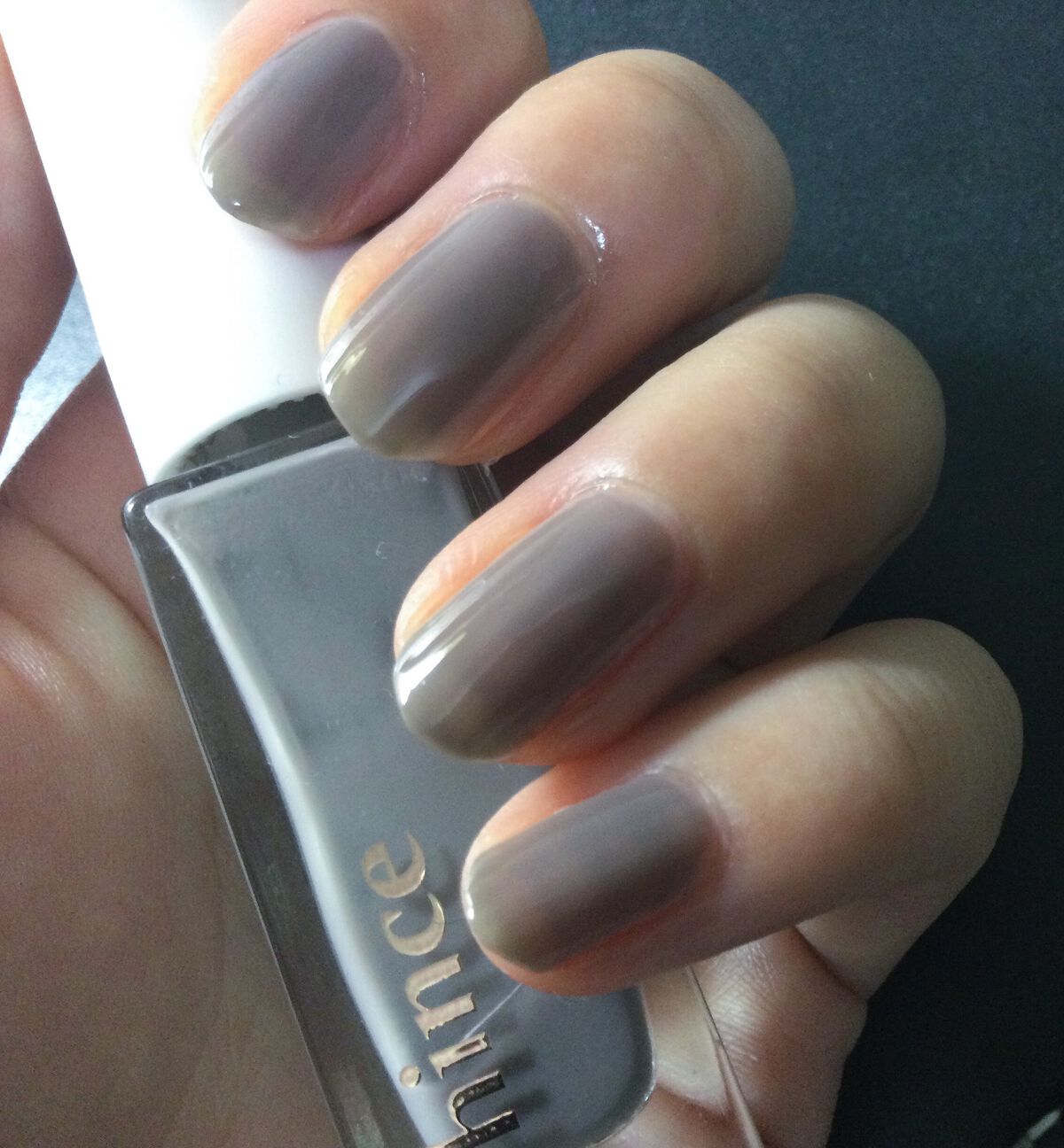 グロウアップネイルカラー/hince/マニキュアを使ったクチコミ(2枚目)