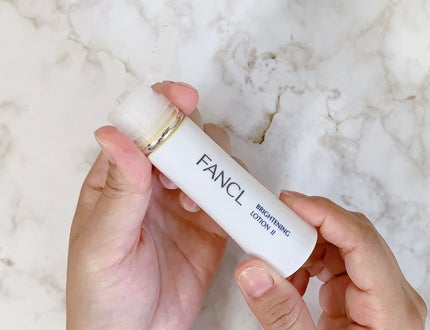 ブライトニング 化粧液 II しっとり<医薬部外品>/ファンケル/化粧水を使ったクチコミ(4枚目)