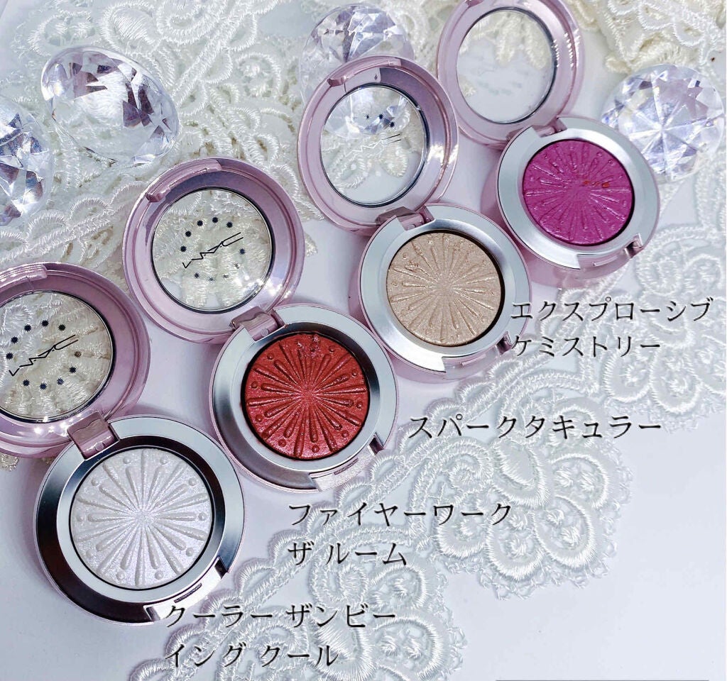エクストラ ディメンション フォイル アイシャドウ M·A·C フロステッド ファイヤーワーク/M・A・C/単色アイシャドウを使ったクチコミ(3枚目)