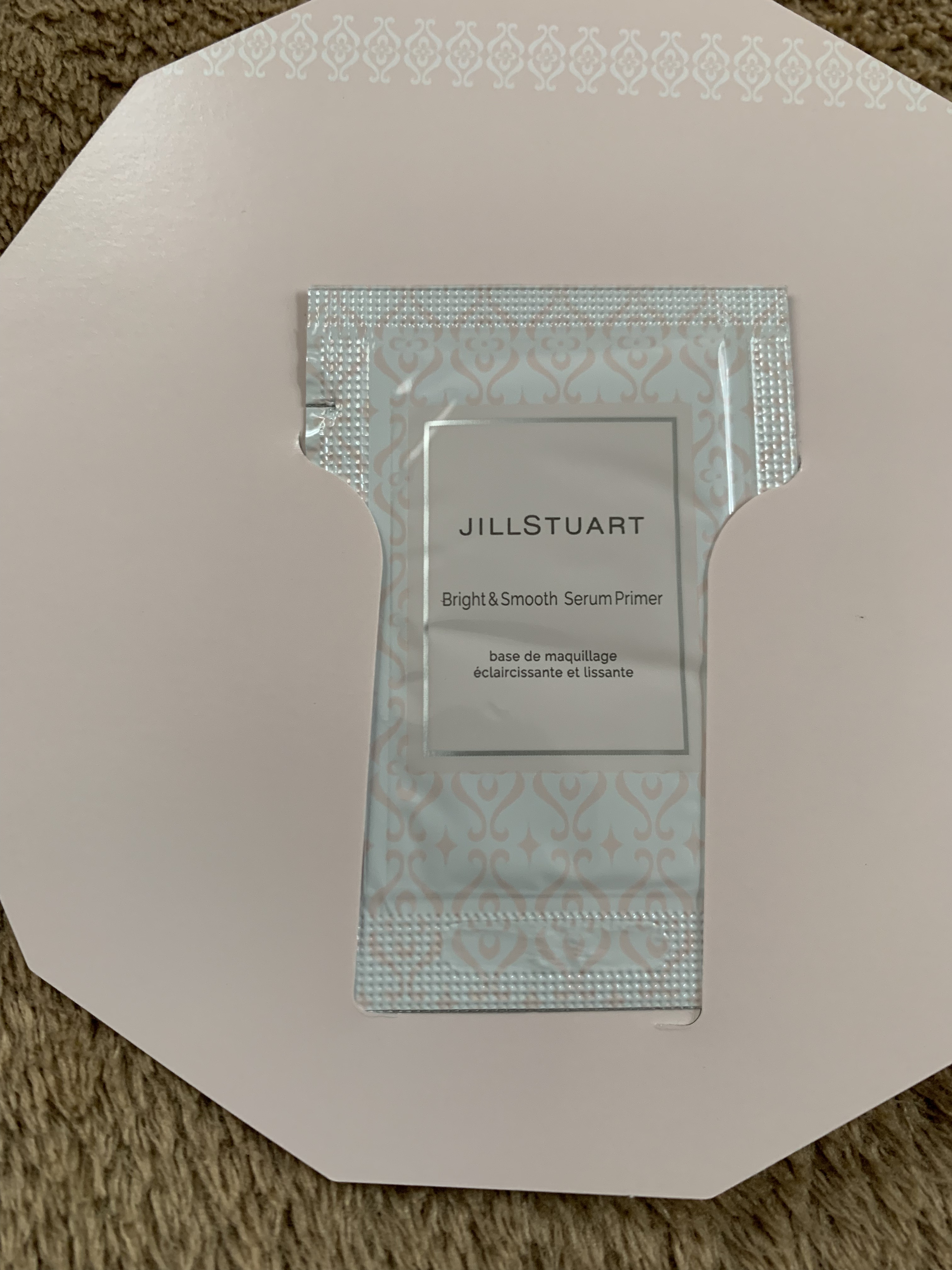 ジルスチュアート ブライト&スムース セラムプライマー/JILL STUART/化粧下地を使ったクチコミ（3枚目）