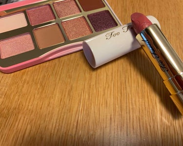 ジューシー マット ロングウェア リップスティック/Too Faced/口紅を使ったクチコミ（3枚目）