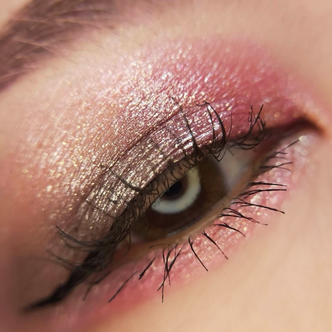 花簇流錦 クリーミーリキッドアイシャドウ/花西子/リキッドアイシャドウを使ったクチコミ（3枚目）