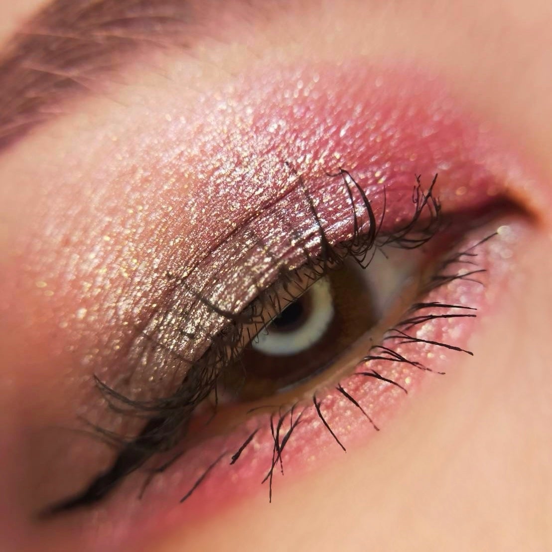 花簇流錦 クリーミーリキッドアイシャドウ/花西子/リキッドアイシャドウを使ったクチコミ(3枚目)