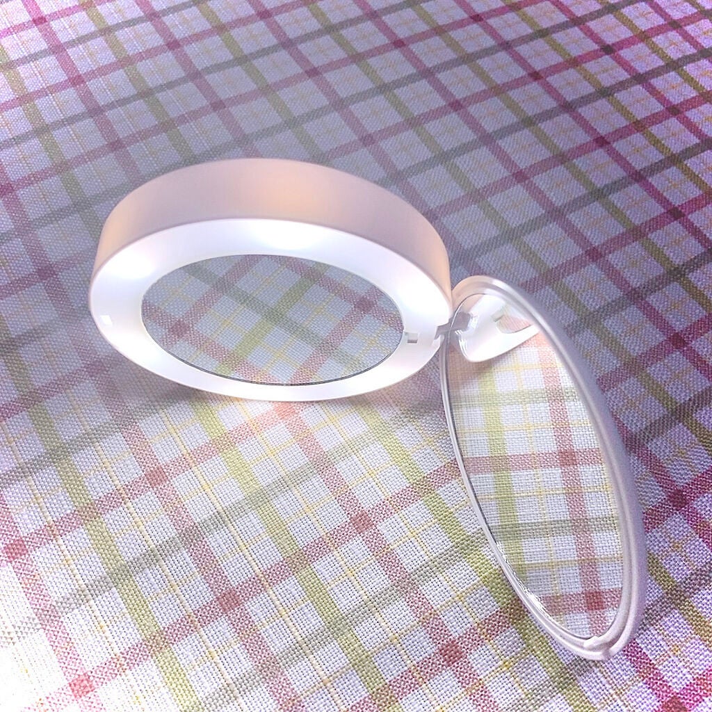 ライトコンパクトミラー/セリア/その他化粧小物を使ったクチコミ(6枚目)