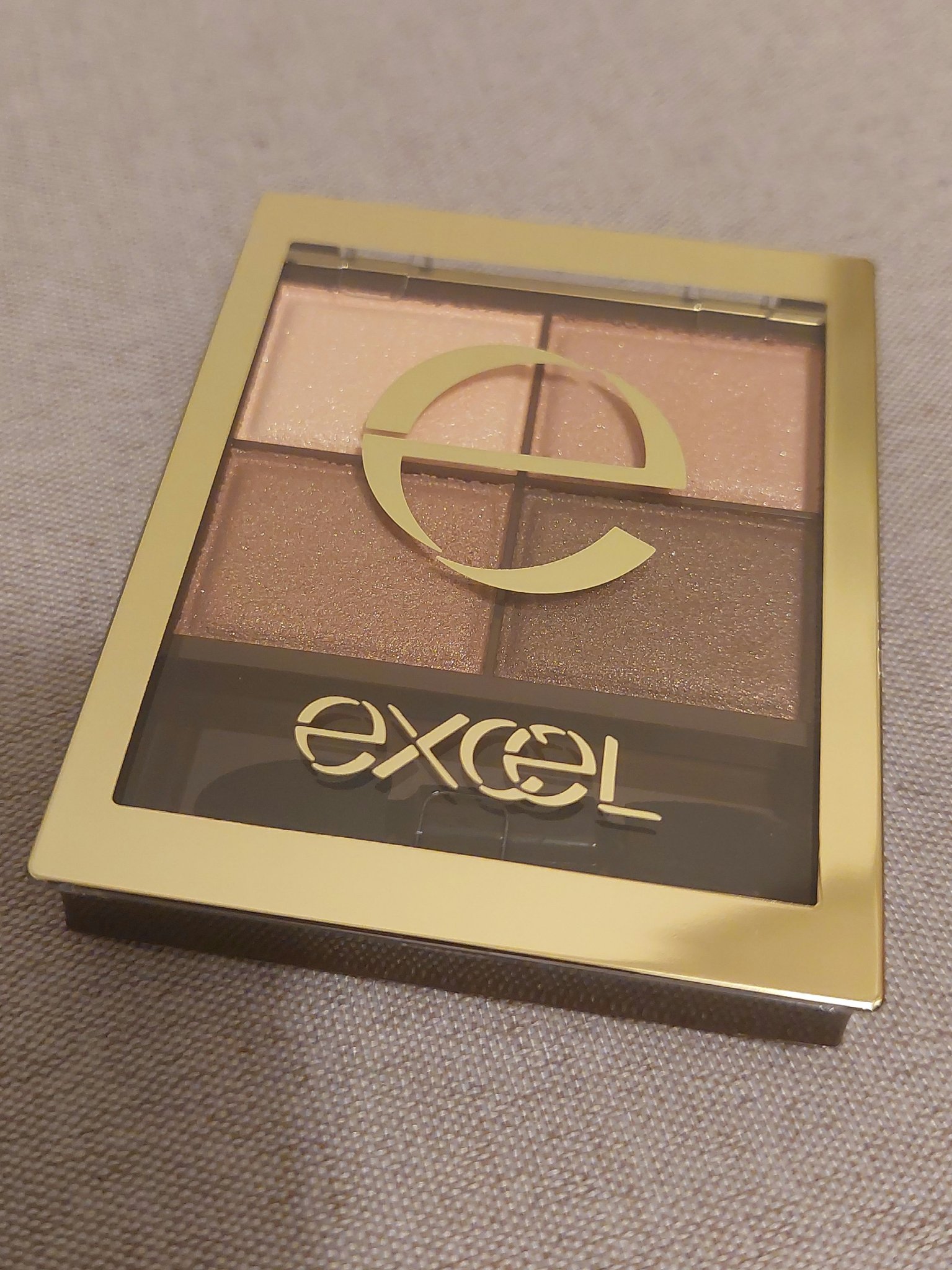 スキニーリッチシャドウ/excel/アイシャドウパレットを使ったクチコミ（1枚目）