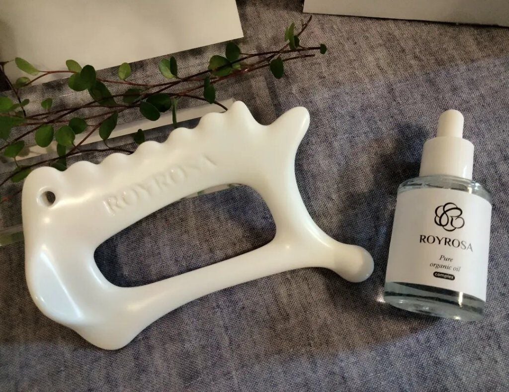 mcgroupakiko on LIPS 「男女問わず、飲み過ぎ、食べ過ぎによる一時的なむくみの経験はある..」(3枚目)