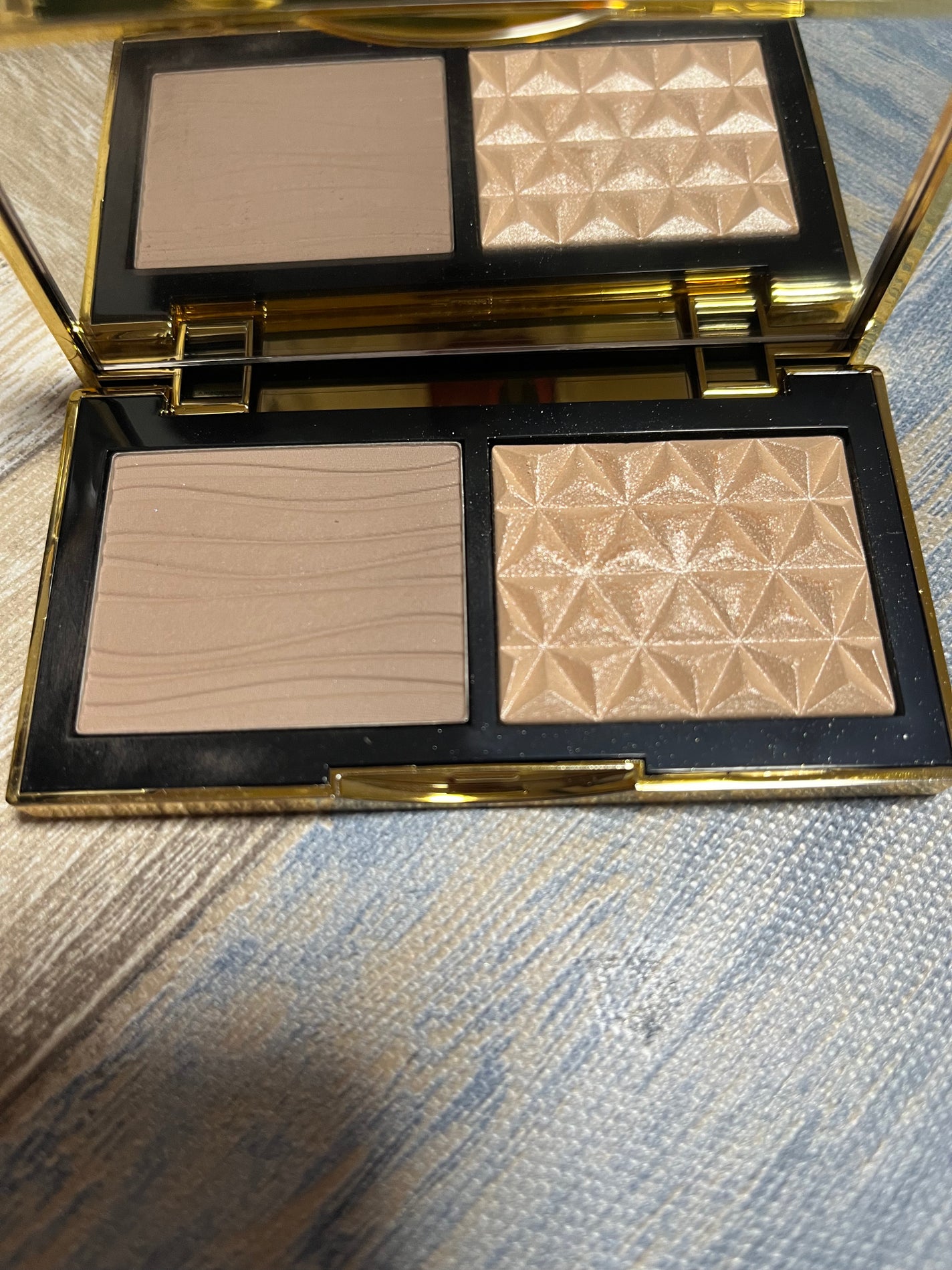 有香 on LIPS 「MACのハイライトとシェーディングとディオールのシェーディング..」(5枚目)