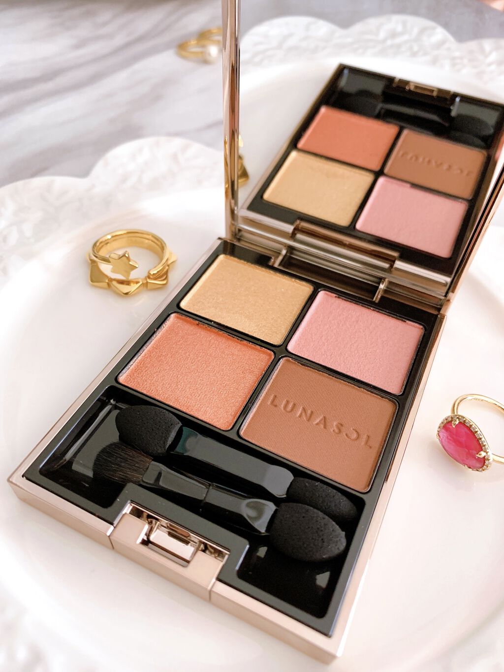 アイカラーレーション/LUNASOL/アイシャドウパレットを使ったクチコミ（2枚目）