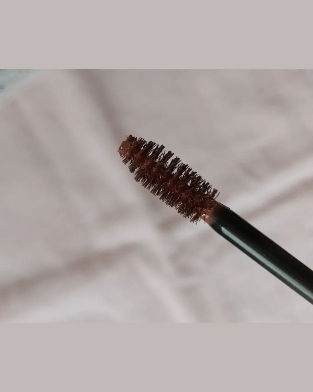 ジルスチュアート ムースブロウマスカラ/JILL STUART/眉マスカラを使ったクチコミ(4枚目)