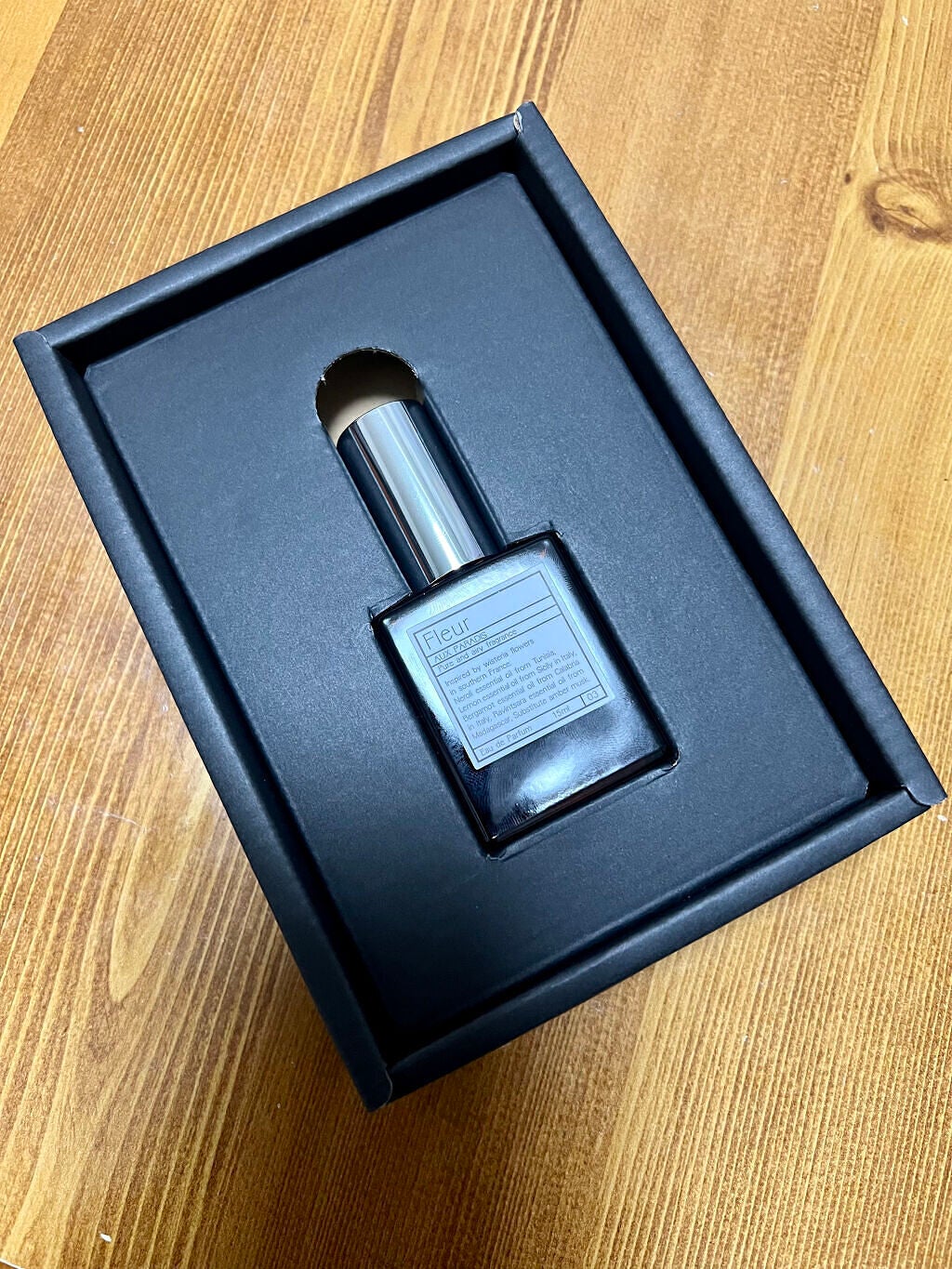 オードパルファム #03 Fleur〔フルール〕/AUX PARADIS/香水(レディース)を使ったクチコミ(2枚目)