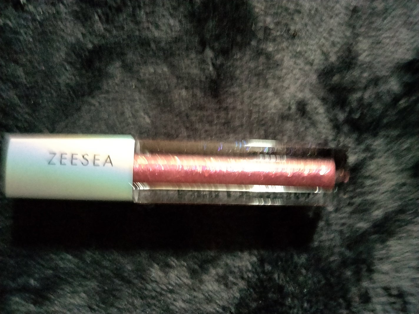 ダイヤモンドシリーズ 星空リキッドアイシャドウ/ZEESEA/リキッドアイシャドウを使ったクチコミ(2枚目)