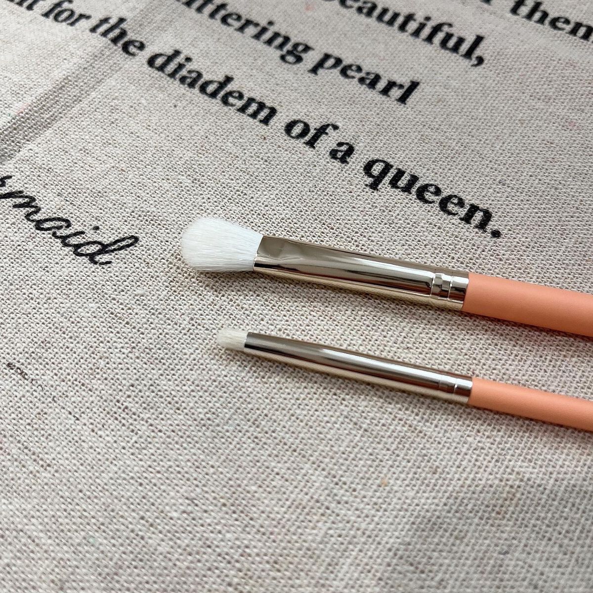 202 オールオーバーアイシャドウ ブラシM/THE TOOL LAB/メイクブラシを使ったクチコミ（3枚目）