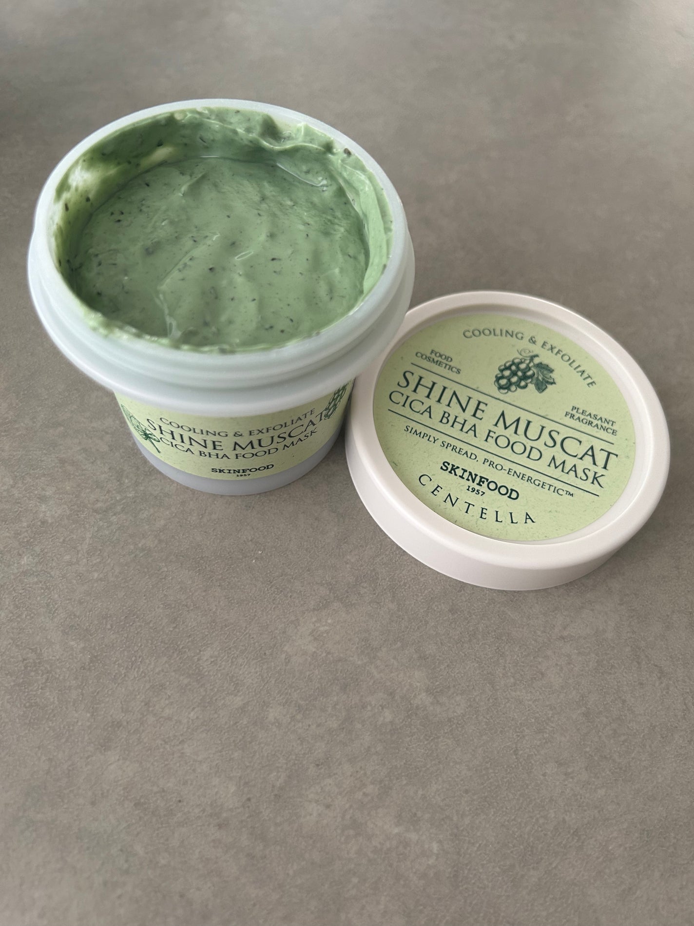 シャインマスカットシカフードマスク/SKINFOOD/洗い流すパック・マスクを使ったクチコミ(4枚目)