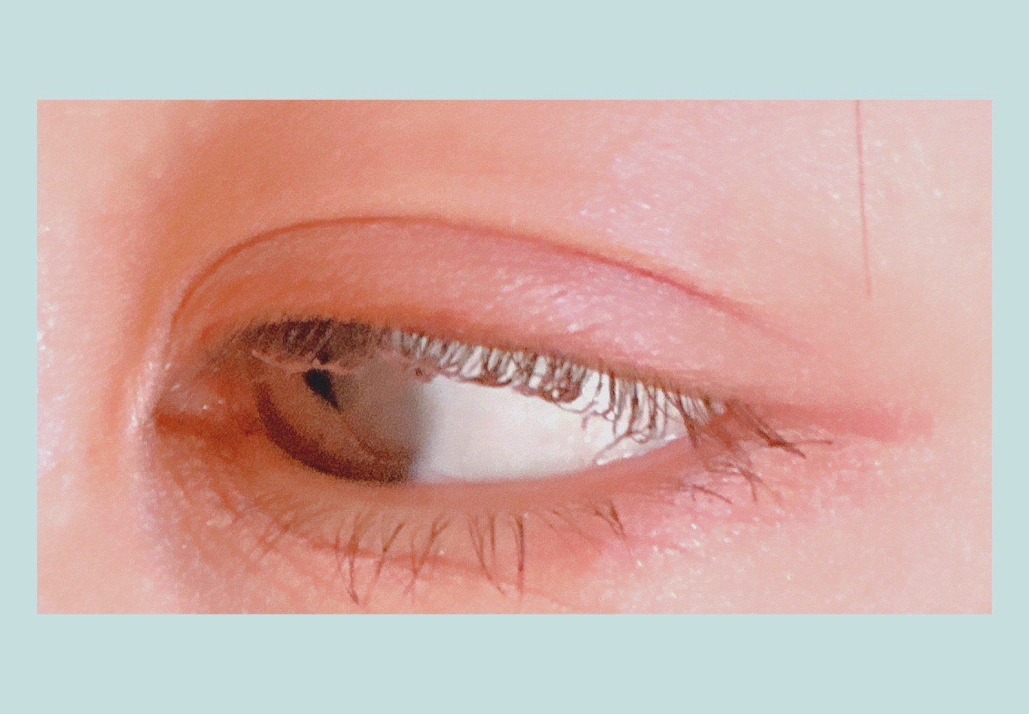 クラリティフロウリクイド/LUNASOL/リキッドファンデーションを使ったクチコミ（3枚目）