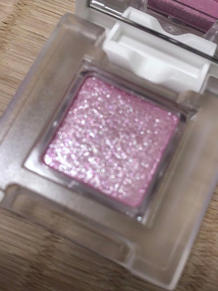 アイカラー プレイフル/エレガンス クルーズ/単色アイシャドウを使ったクチコミ(4枚目)