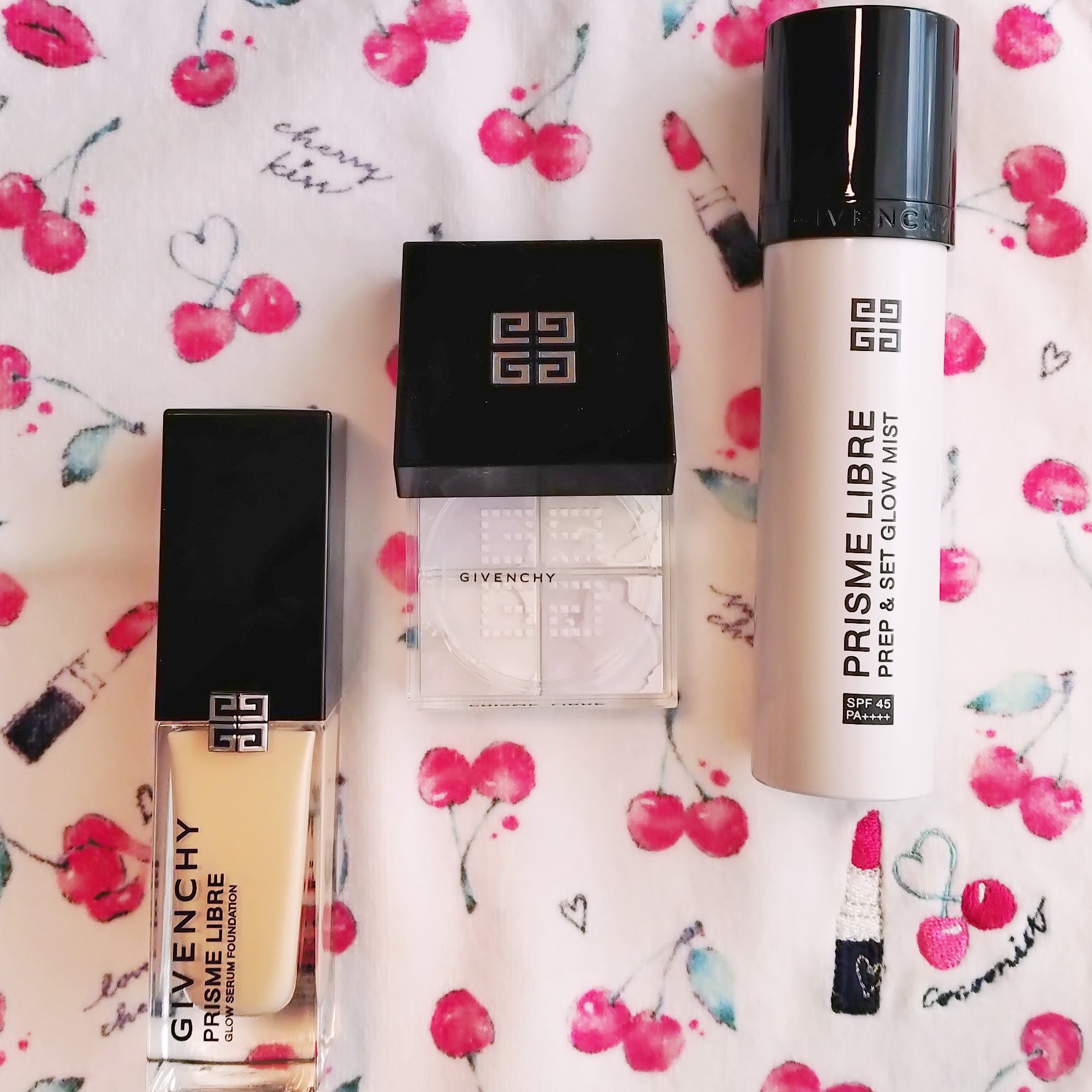 プリズム・リーブル・トラベル No. 00 オパルセント・チュール/GIVENCHY/ルースパウダーを使ったクチコミ（1枚目）