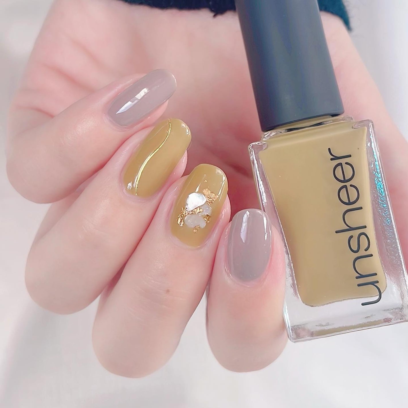 𝘼𝙮𝙪 ❦ 𝑆𝑒𝑙𝑓 𝑁𝑎𝑖𝑙 on LIPS 「❥こんばんわ𓂅꙳𖤐セルフネイラーの@au_nailです♡5..」(3枚目)