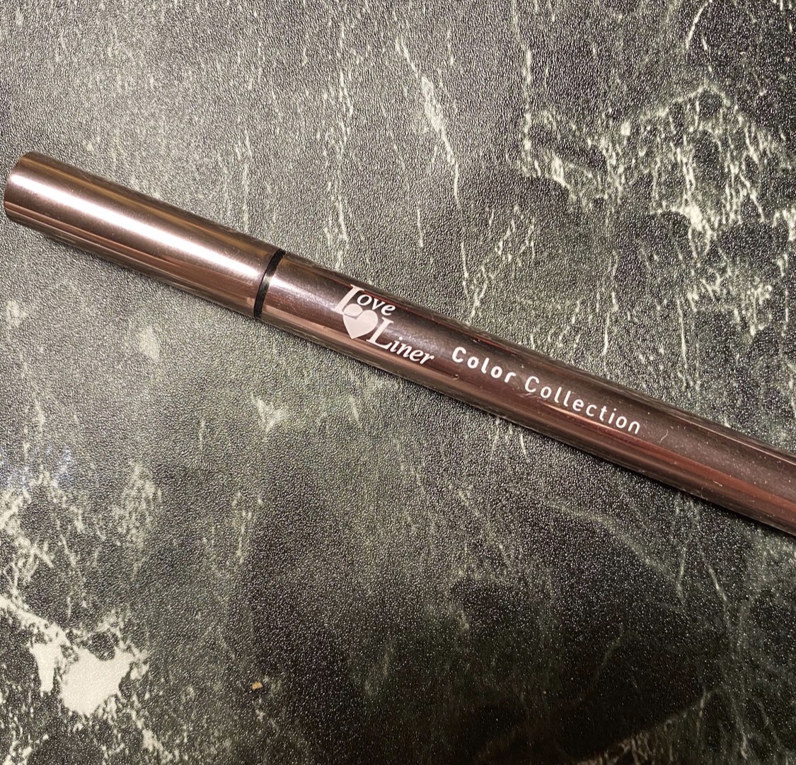 リキッドアイライナーR4/ラブ・ライナー/リキッドアイライナーを使ったクチコミ（1枚目）
