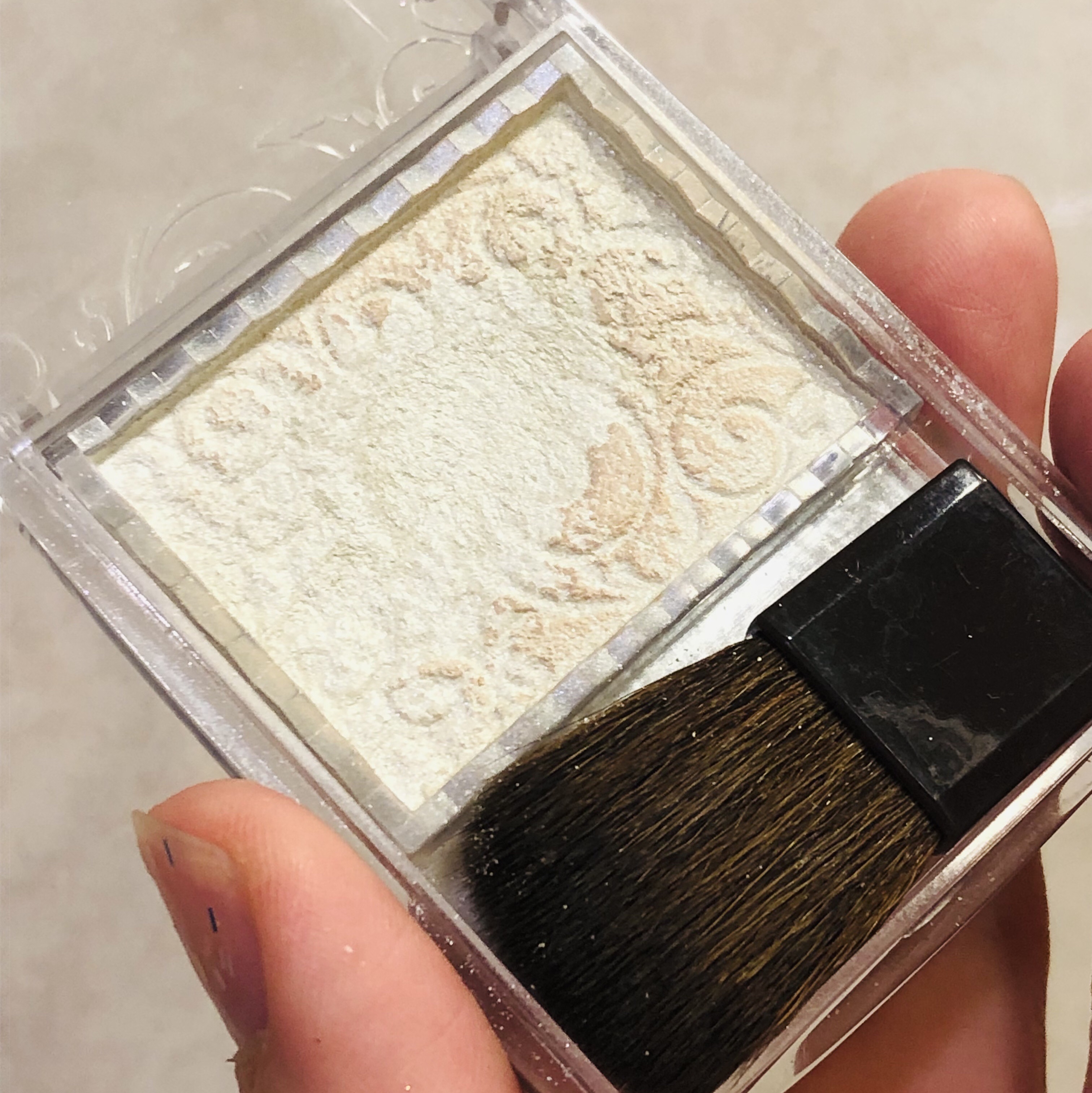 パールグロウハイライト/CEZANNE/パウダーハイライトを使ったクチコミ（2枚目）