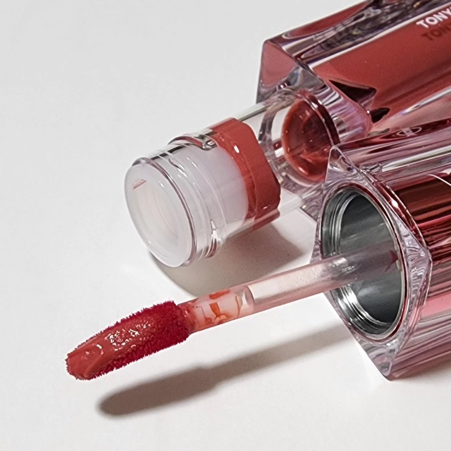 ゲットイットティント ウォーターフルバター/TONYMOLY/リップティントを使ったクチコミ（2枚目）