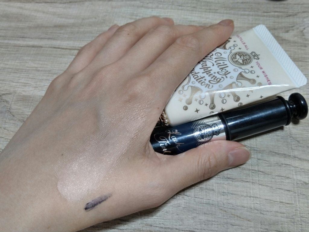 シャドーカスタマイズ/MAJOLICA MAJORCA/単色アイシャドウを使ったクチコミ(2枚目)