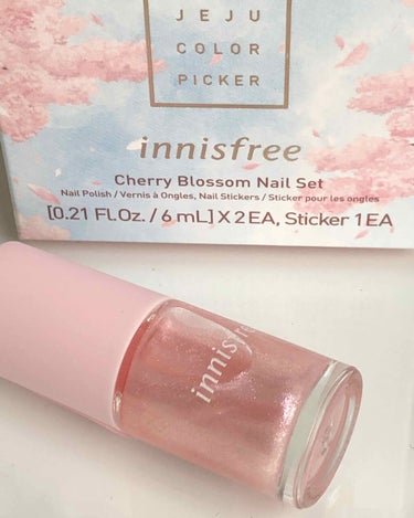 innisfree チェリーブロッサム ネイル セット 2020 Jeju Color Pickerのクチコミ「ほぼほぼ自分でセルフネイルしないくせに買ってしまった春ネイル🙈💕

イニスフリー
チェリーブロ.....」（3枚目）