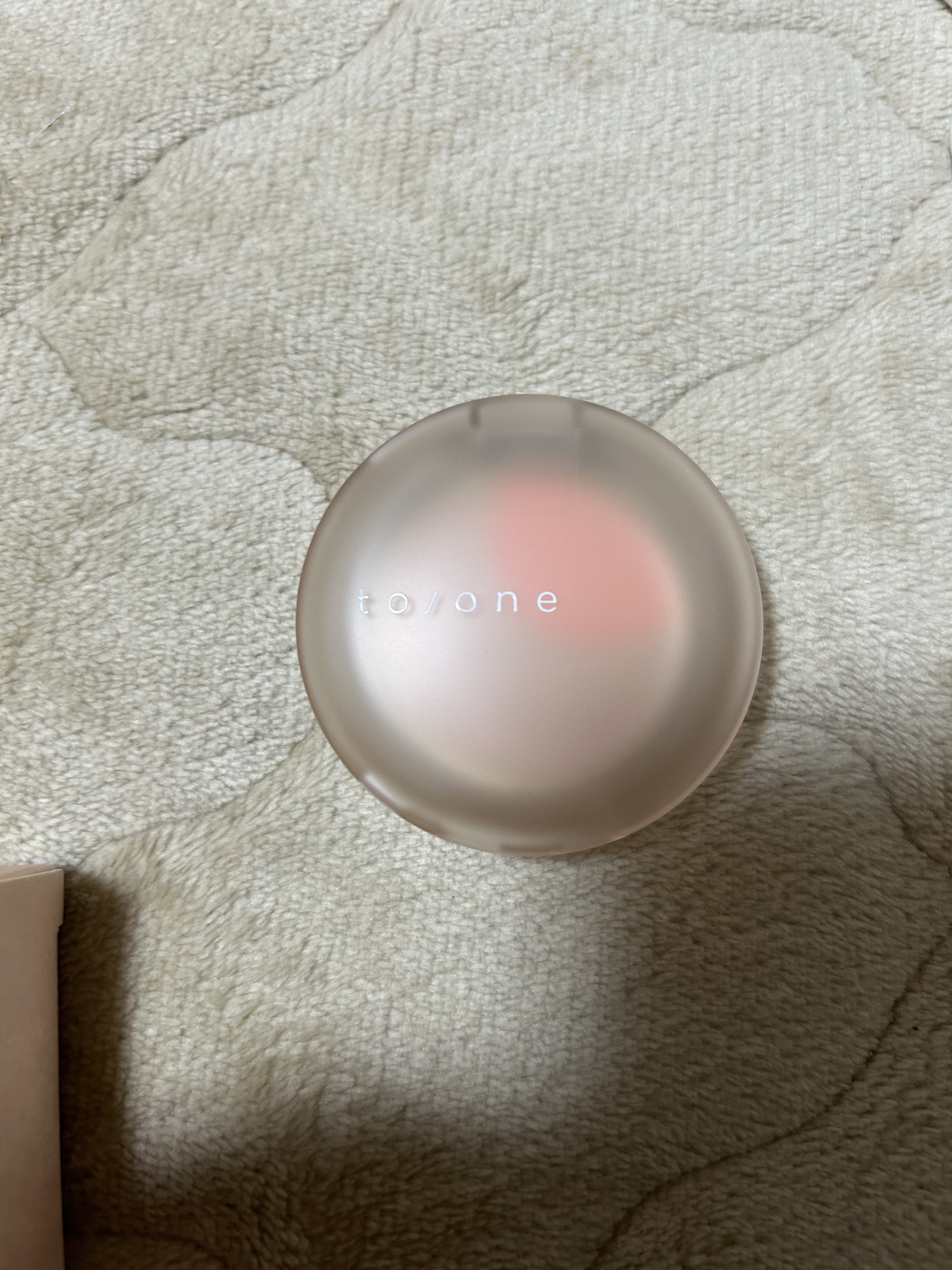 to/one マルチ スムーザーのクチコミ「to/one マルチ スムーザー

送料の関係で購入したのですが、凹凸をカバーしてくれる下地で.....」（3枚目）