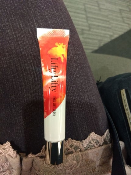 Lifty  Lifty FACE LIFT CREAM/R&/フェイスクリームを使ったクチコミ(3枚目)