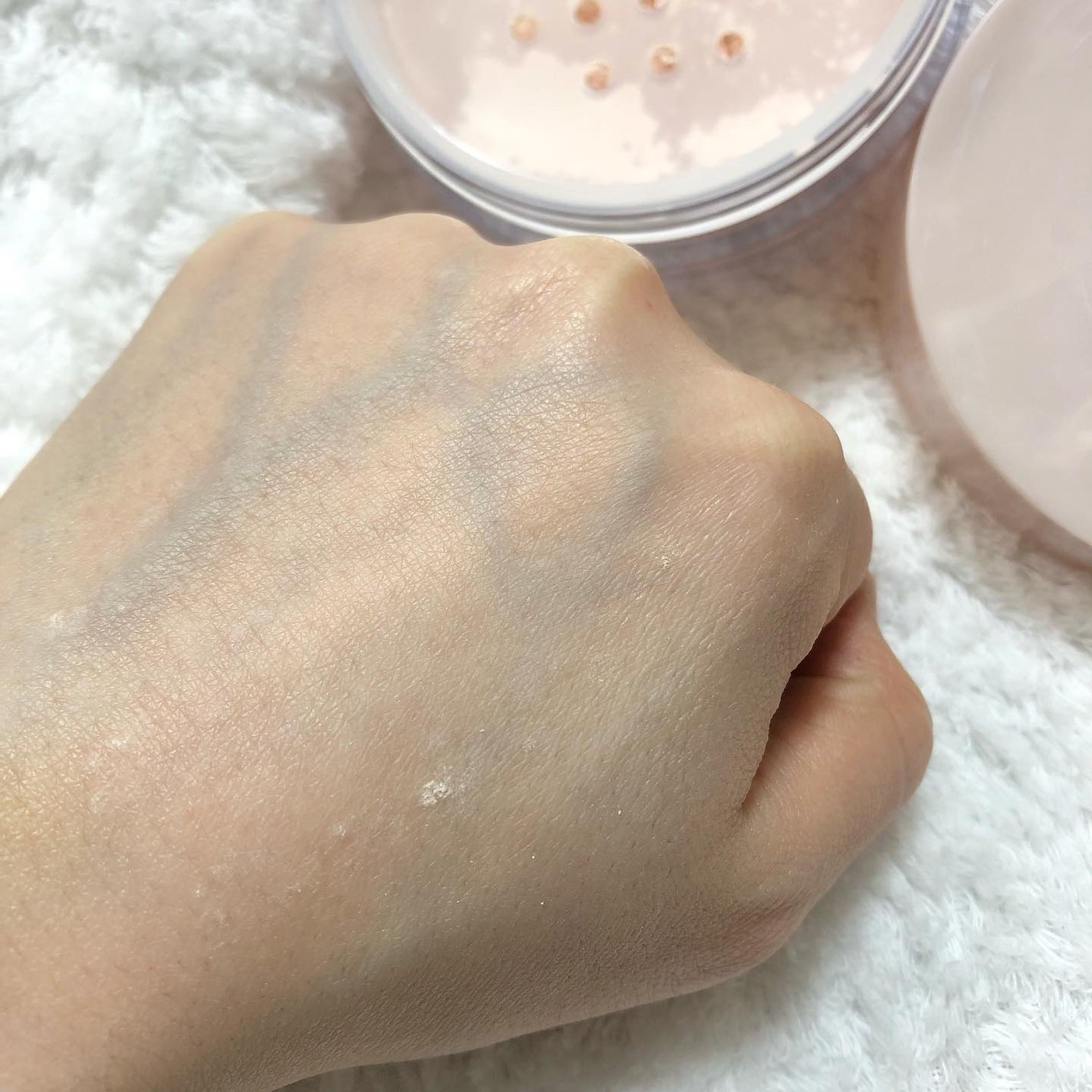 りくすけ@フォロバ100 on LIPS 「\美容液仕立てのフェイスパウダー/✔️常盤薬品工業✔️サナ 毛..」(8枚目)