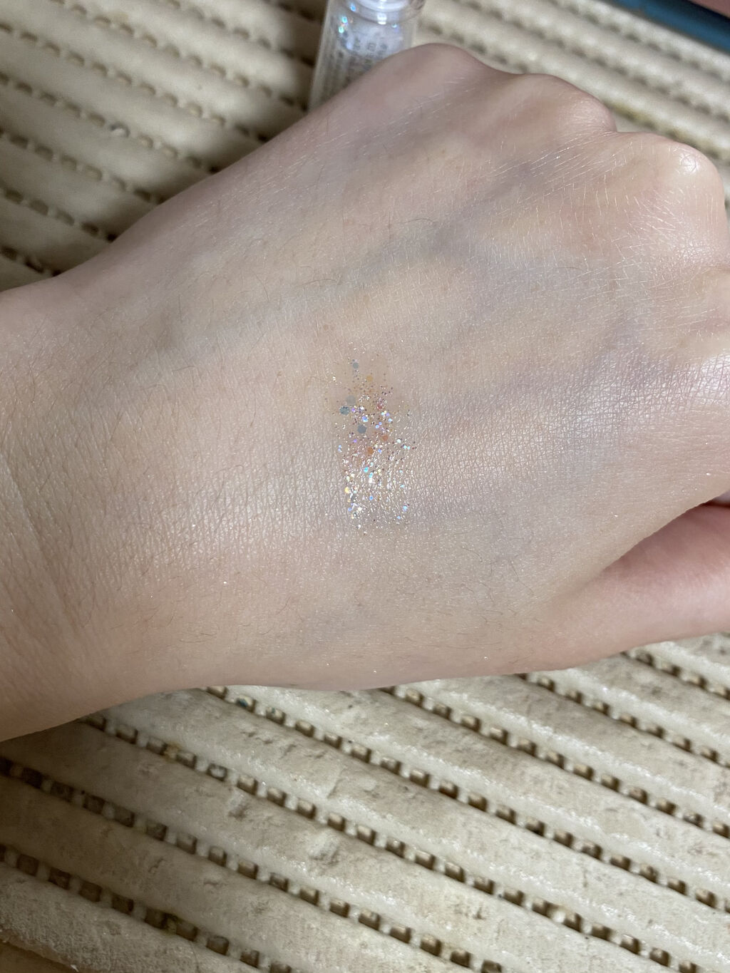 グリッターライナー 02 ミルク ウェイ/b idol/グリッターを使ったクチコミ（2枚目）