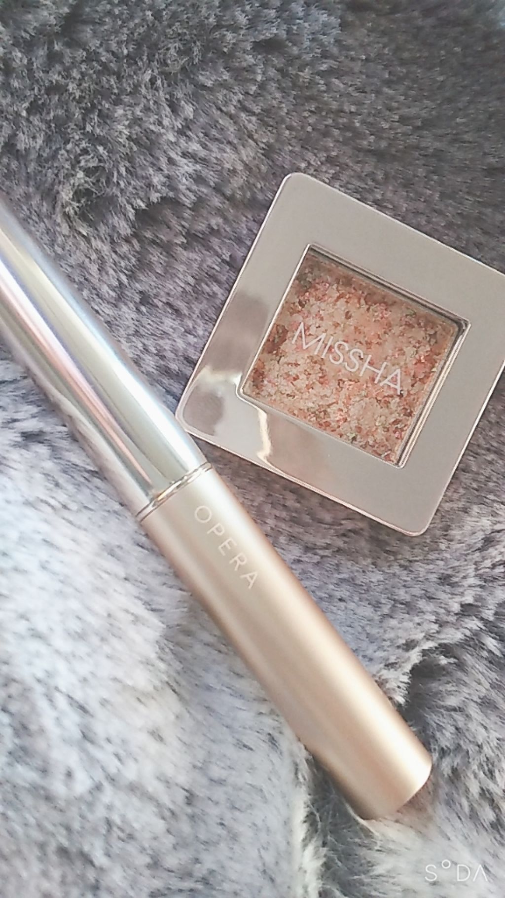 オペラ シアーリップカラー RN/OPERA/リップグロスを使ったクチコミ（1枚目）