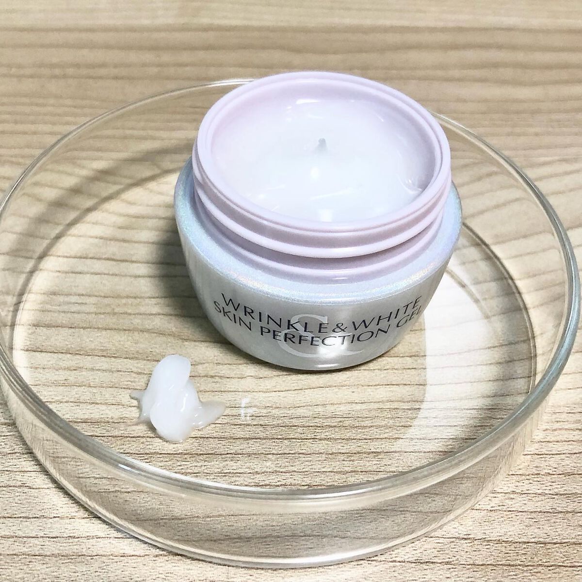 リンクル&ホワイト スキンパーフェクション ジェル/ミキモト コスメティックス/オールインワン化粧品を使ったクチコミ(2枚目)