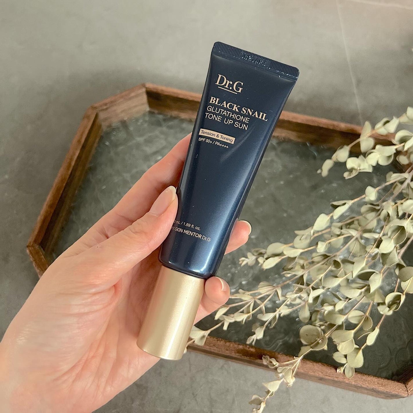 おかめちゃん* on LIPS 「Dr.Gドクタージーブラックスネイル グルタチオントーンアップ..」(2枚目)