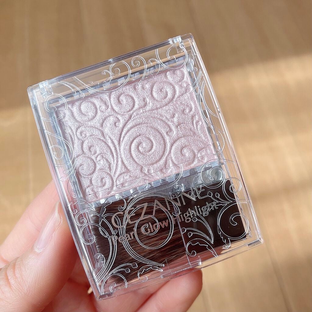 パールグロウハイライト/CEZANNE/パウダーハイライトを使ったクチコミ(4枚目)