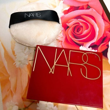 ライトリフレクティングセッティングパウダー　プレスト　N 00359(限定パッケージ)/NARS/プレストパウダーを使ったクチコミ（1枚目）