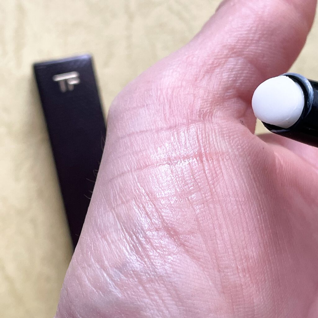 リップ ロック プライミング バーム/TOM FORD BEAUTY/リップバームを使ったクチコミ（2枚目）