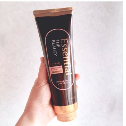 THE BEAUTY 髪のキメ美容プレミアムトリートメント<モイストリペアプレミアム>/エッセンシャル/洗い流すヘアトリートメントを使ったクチコミ(1枚目)