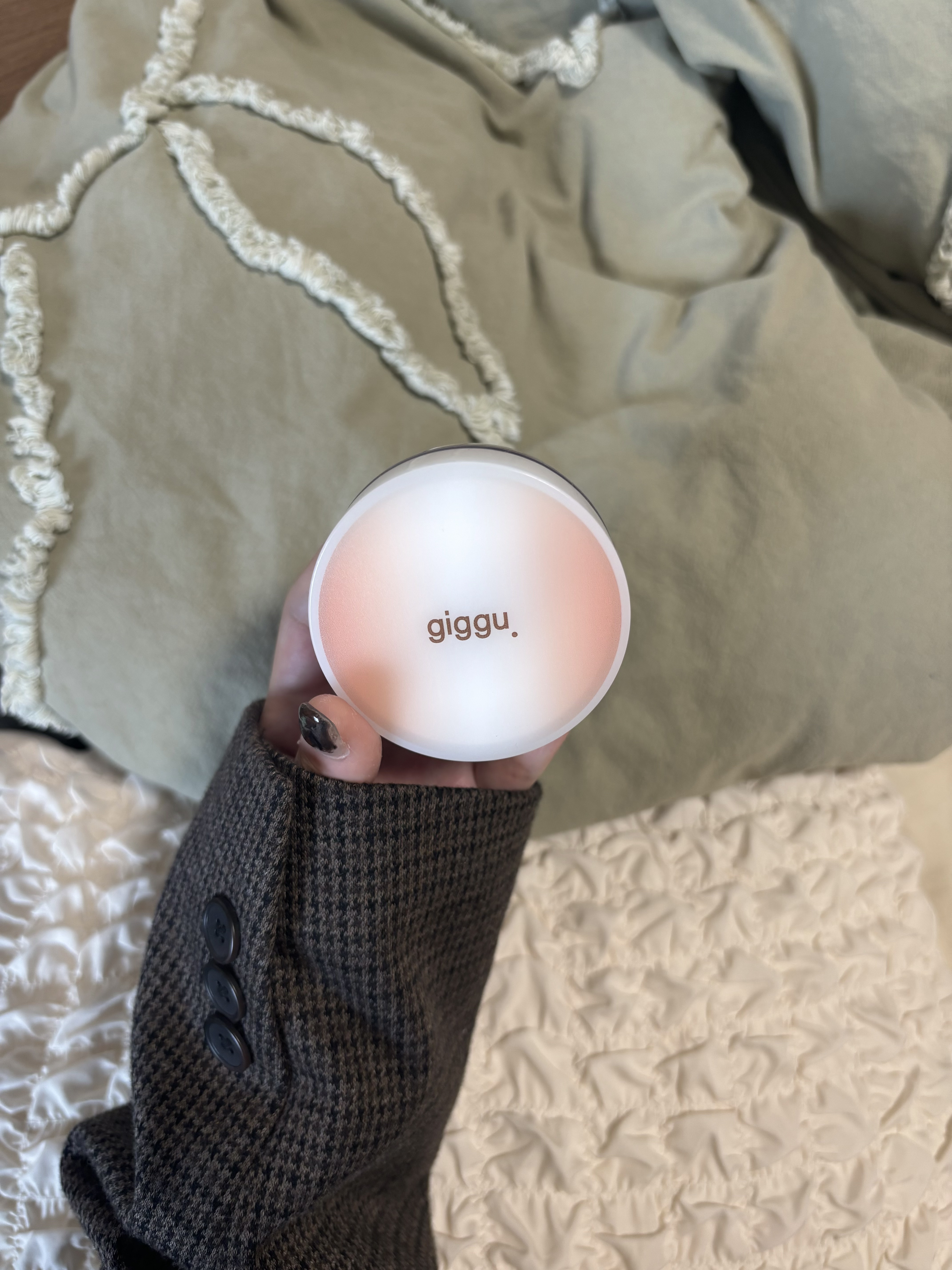 シャインフェイスパウダー/giggu./ルースパウダーを使ったクチコミ（3枚目）