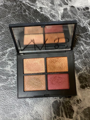 クワッドアイシャドー 3972/NARS/アイシャドウパレットを使ったクチコミ（2枚目）