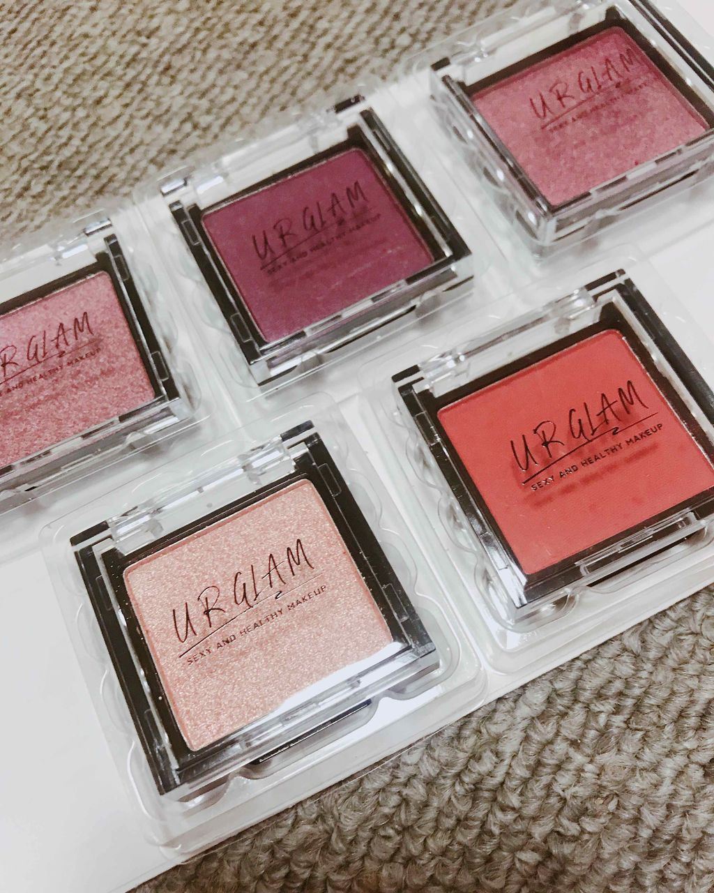UR GLAM　POWDER EYESHADOW/U R GLAM/単色アイシャドウを使ったクチコミ（1枚目）