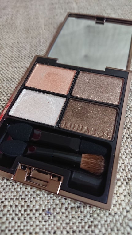 スターシャワーアイズ/LUNASOL/アイシャドウパレットを使ったクチコミ(1枚目)