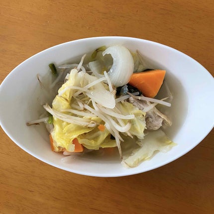 sakura on LIPS 「9日目・体幹トレーニング・かかと上げ40回・内もも筋トレ左右6..」(4枚目)