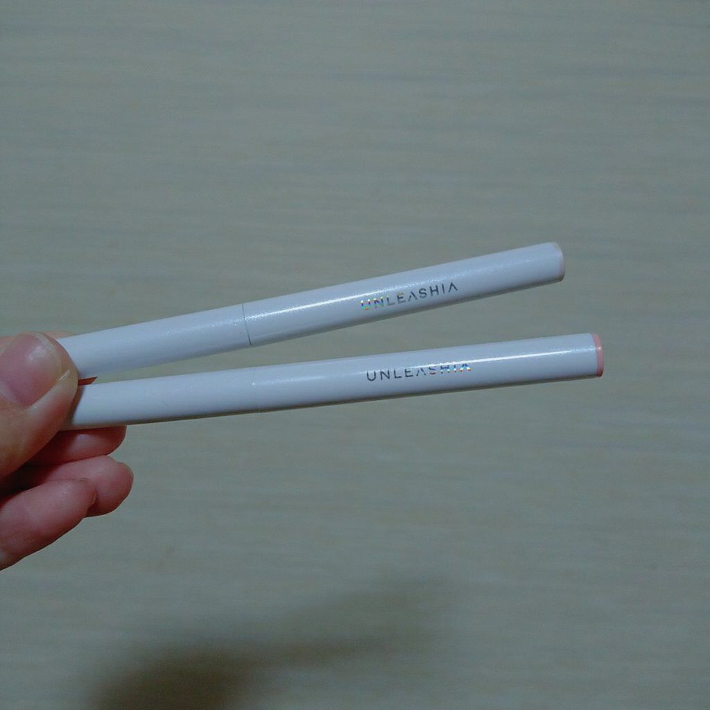 プリティー イージーグリッタースティック/unleashia/グリッターを使ったクチコミ（1枚目）