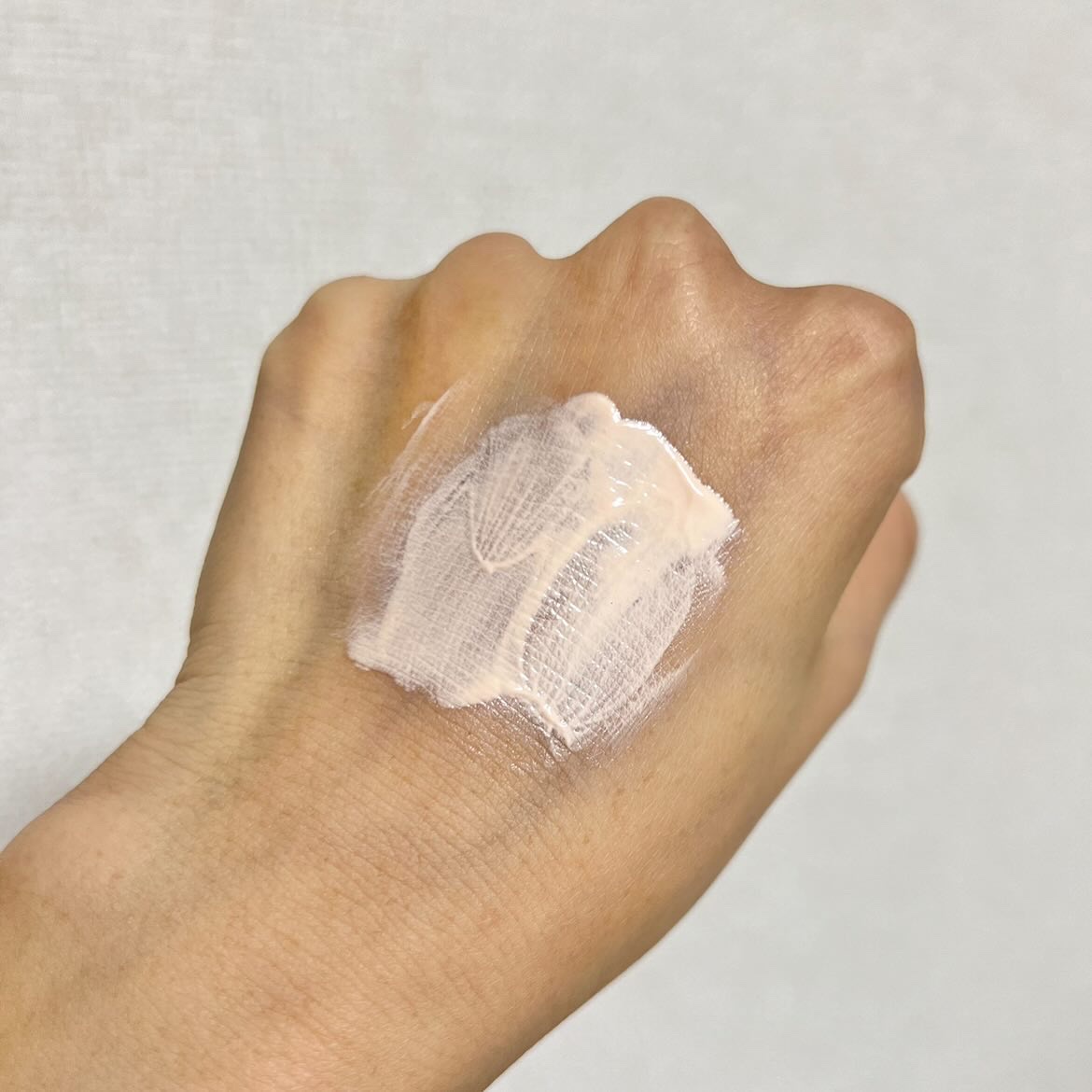 桃ナイアシン UVトーンアッププロテクション/Anua/化粧下地を使ったクチコミ（3枚目）