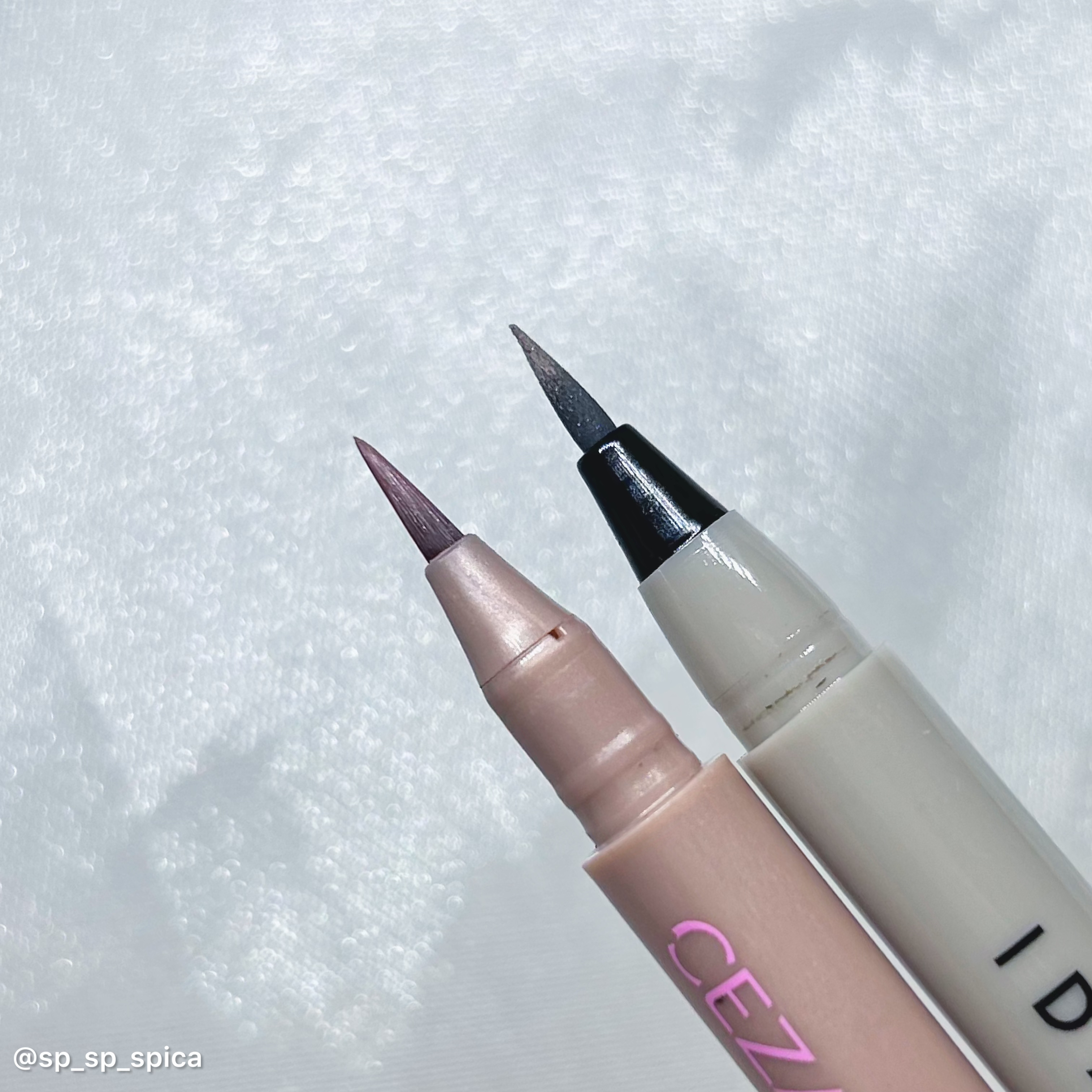 描くふたえアイライナー/CEZANNE/リキッドアイライナーを使ったクチコミ（3枚目）