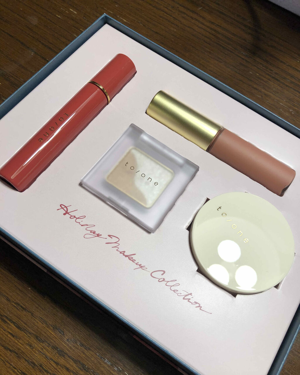 トーン ホリデー メイクアップ コレクション 2020/to/one/メイクアップキットを使ったクチコミ（1枚目）