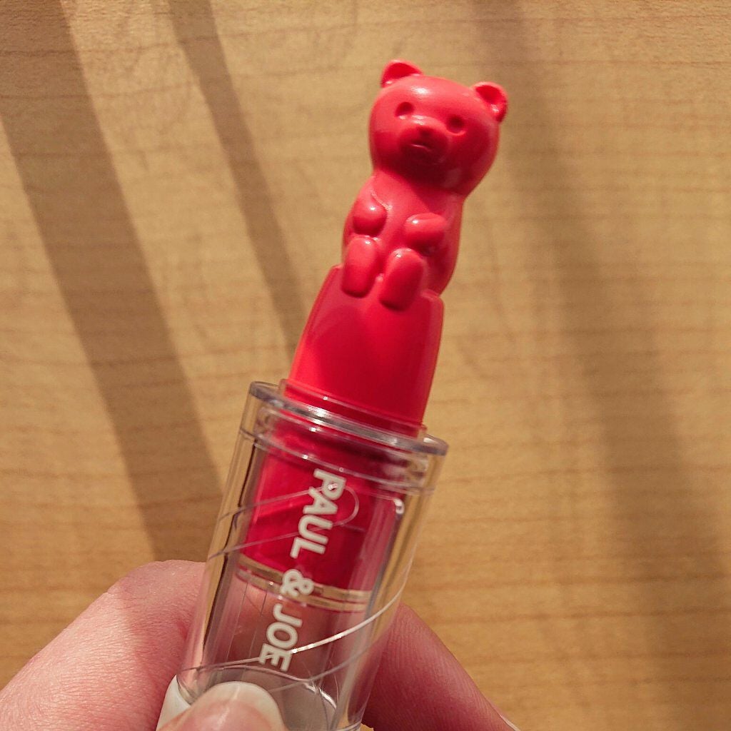 リップカラー トップ コート/PAUL & JOE BEAUTE/リップグロスを使ったクチコミ(2枚目)