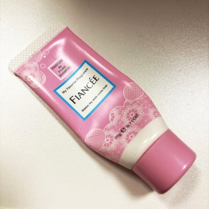 ハンドクリーム ピュアシャンプーの香り/フィアンセ/ハンドクリームを使ったクチコミ(1枚目)